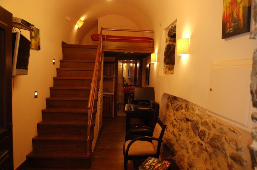 Medieval Castle Mesta Room photo